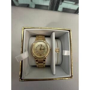 Michael Kors MK1031 Mini Gabbi Pavé Gold-Tone Watch and Heart Bracelet Set